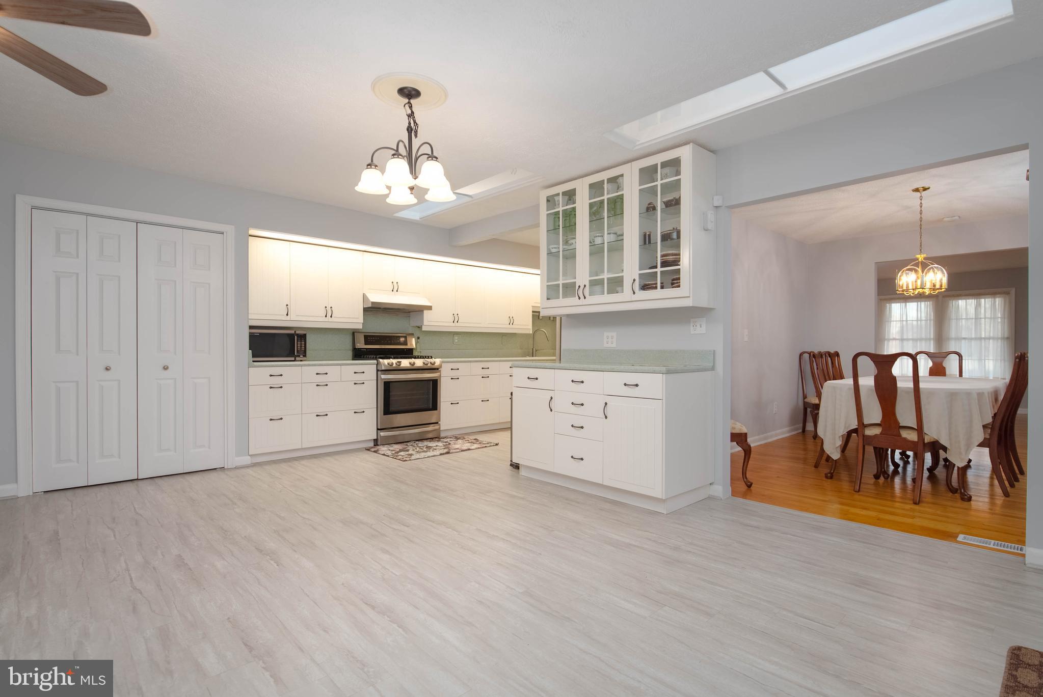 CAMELOT - Residential