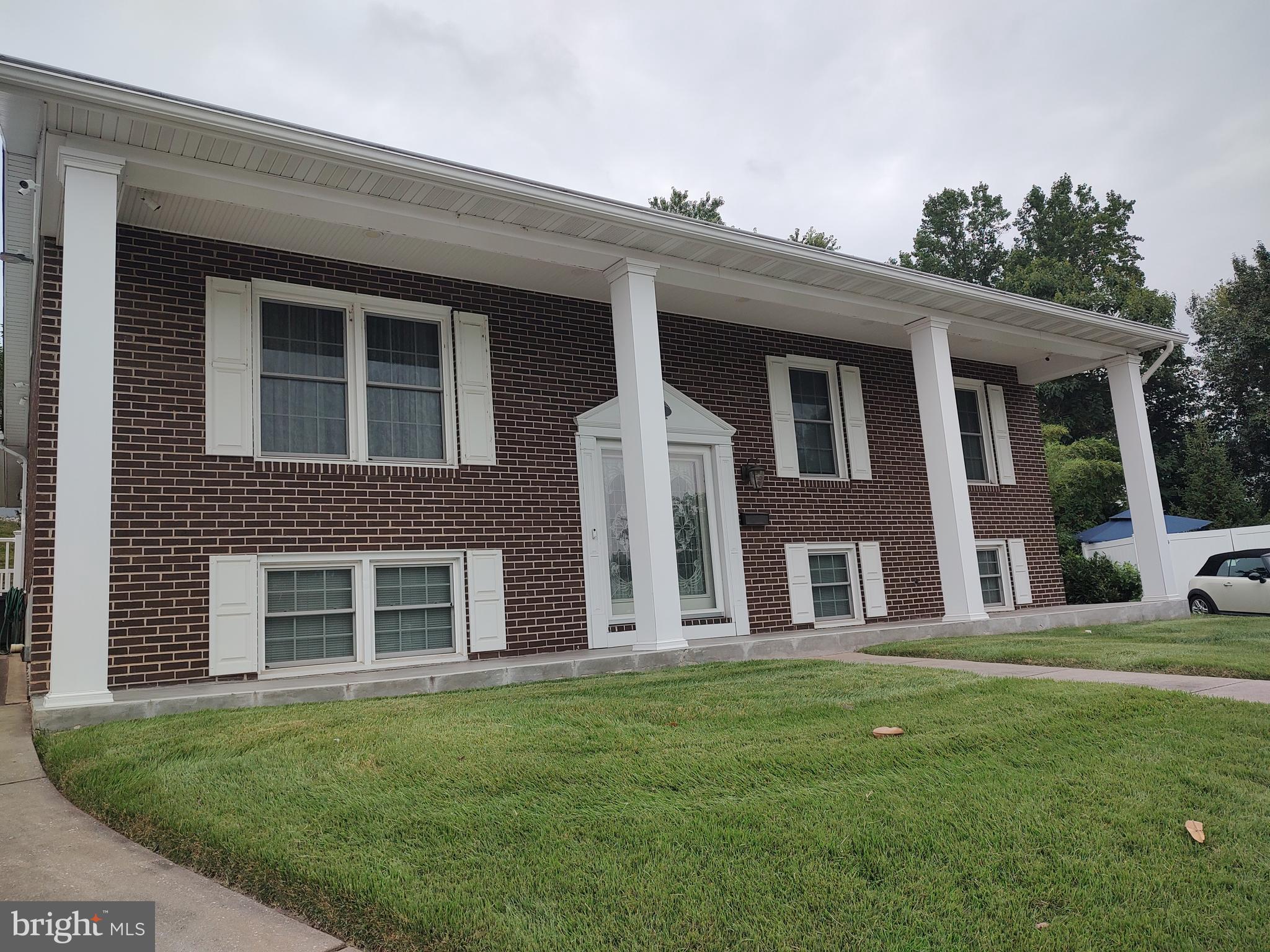 CAMELOT - Residential