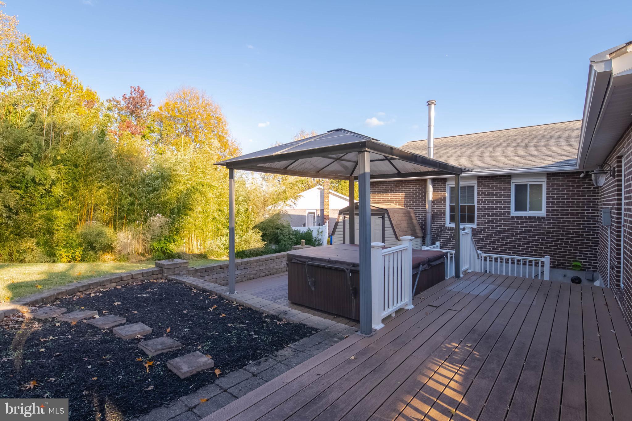 CAMELOT - Residential