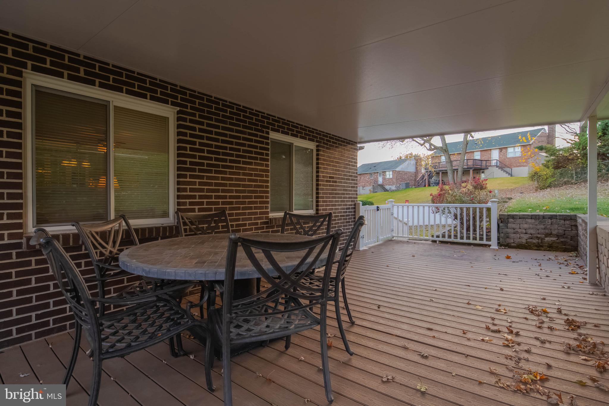 CAMELOT - Residential