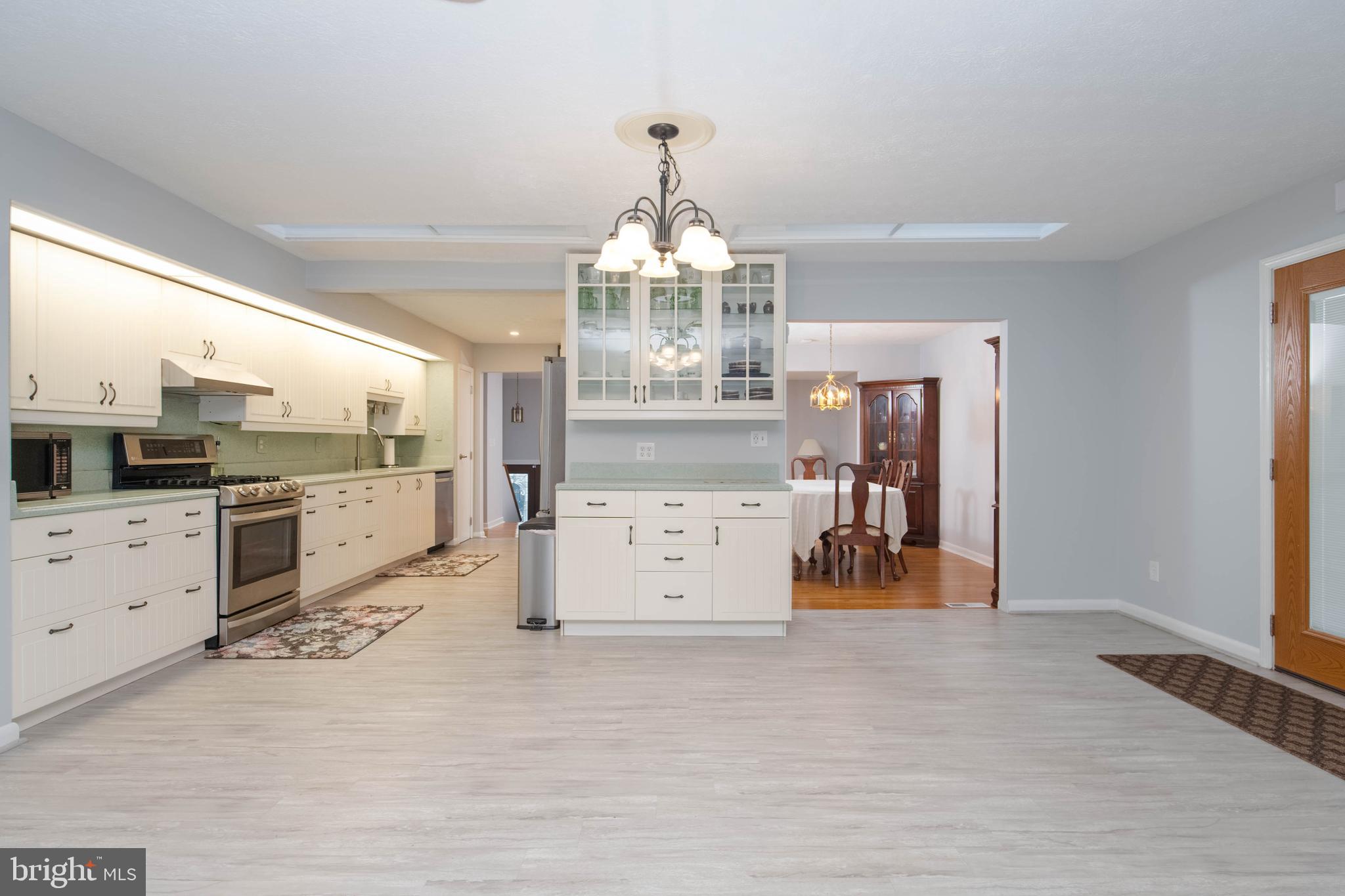 CAMELOT - Residential