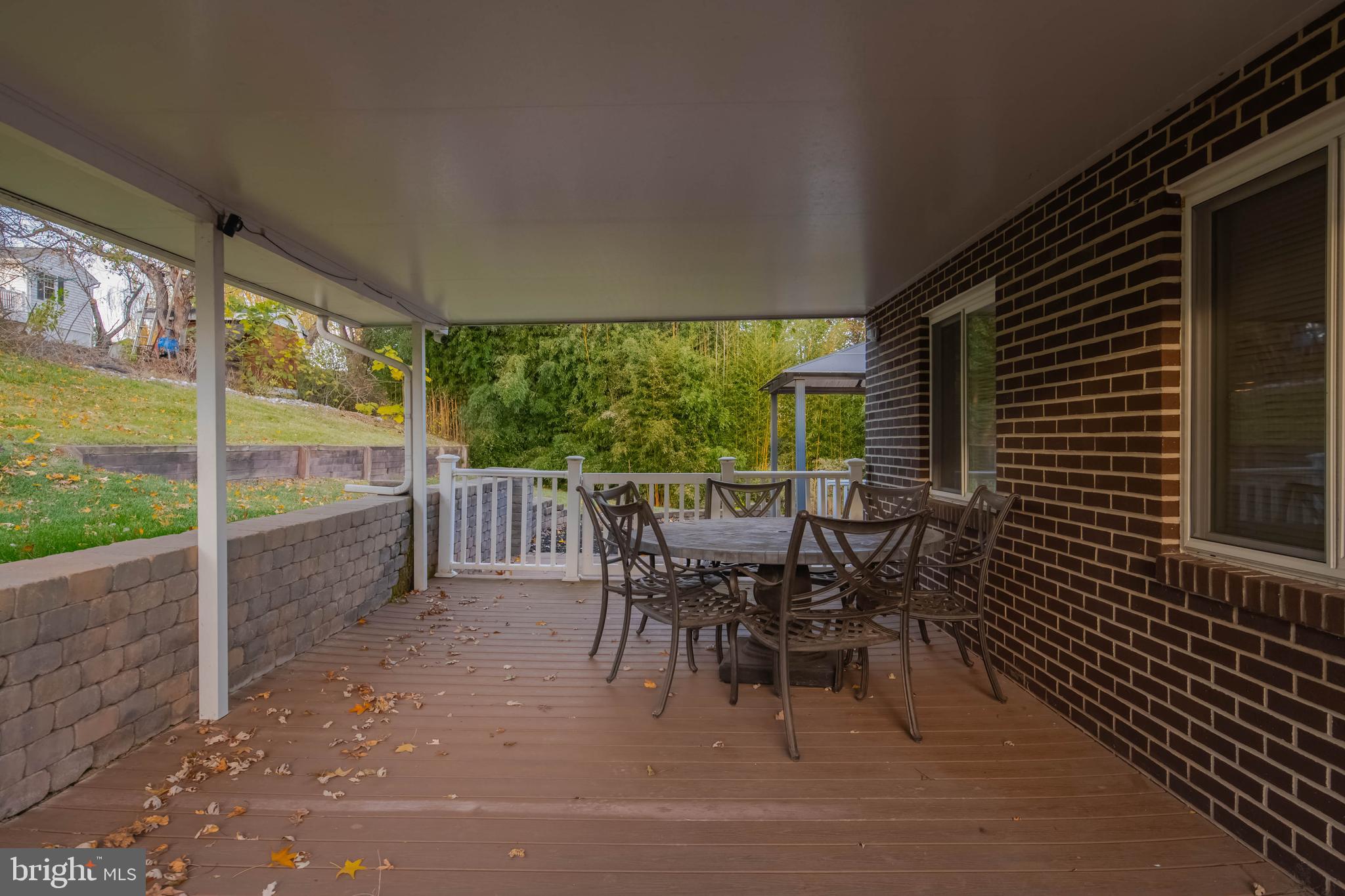 CAMELOT - Residential