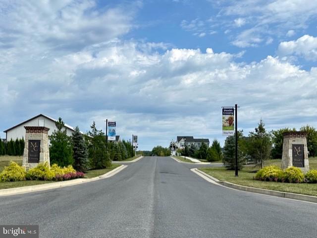 MEADE'S CROSSING - Residential