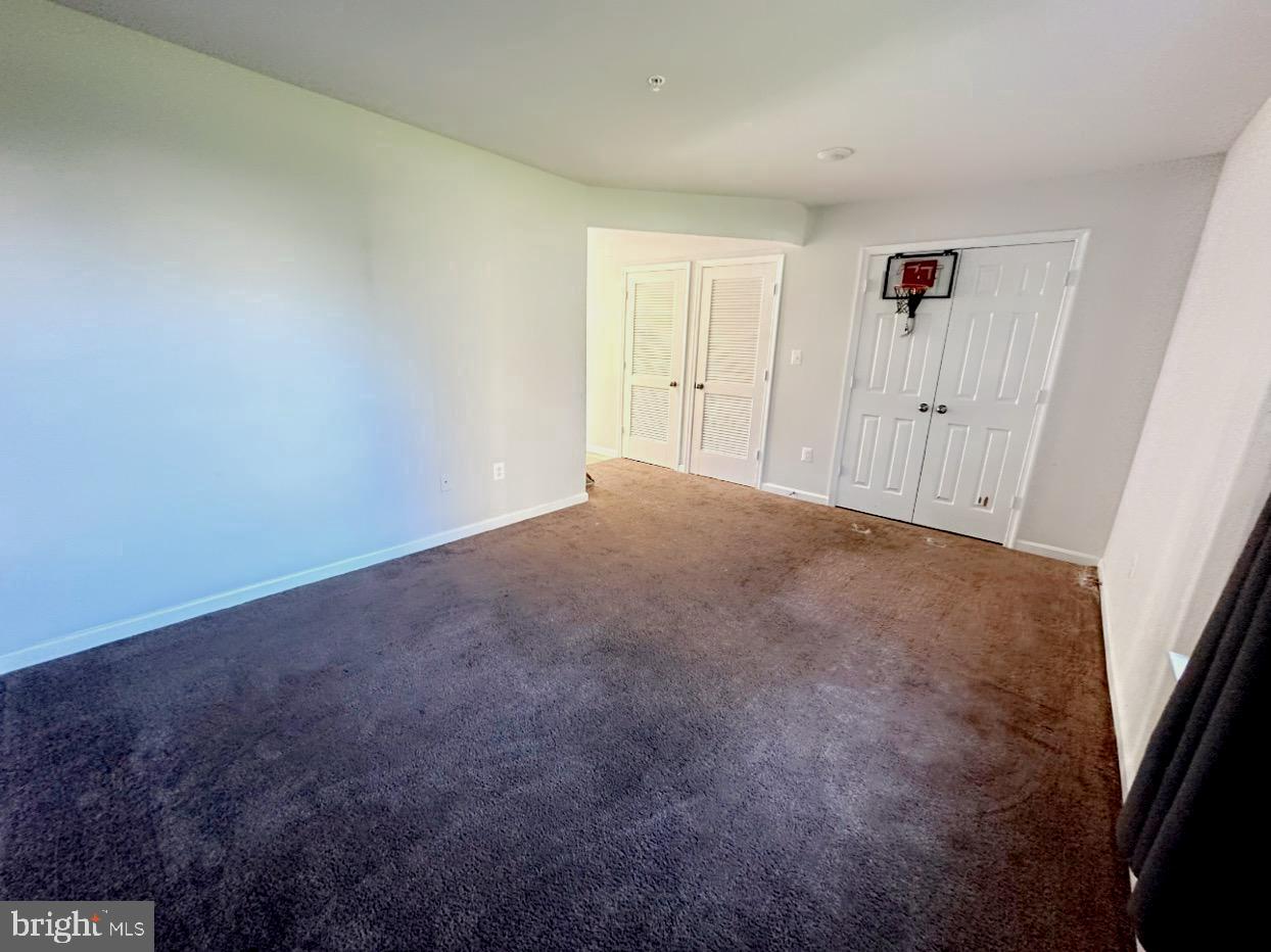 MEADE'S CROSSING - Residential