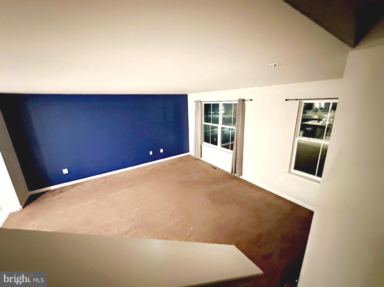 MEADE'S CROSSING - Residential