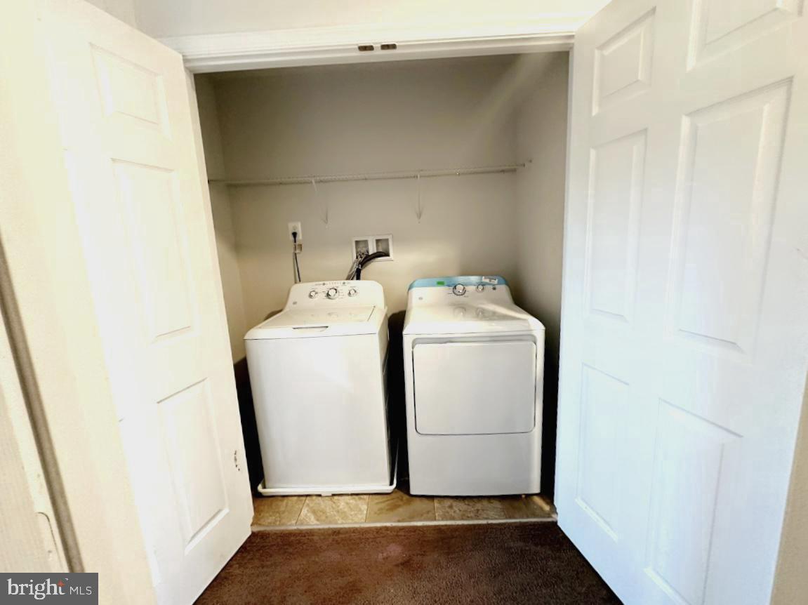 MEADE'S CROSSING - Residential