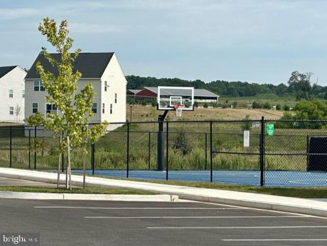 MEADE'S CROSSING - Residential