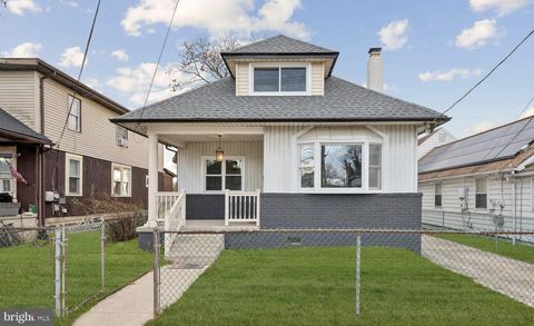 814 HESSIAN AVENUE NATIONAL PARK NJ 08063