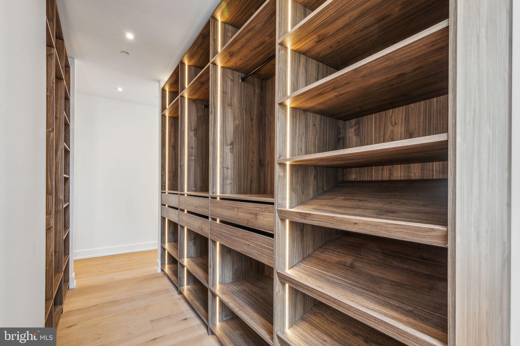 OLD CITY - Residential