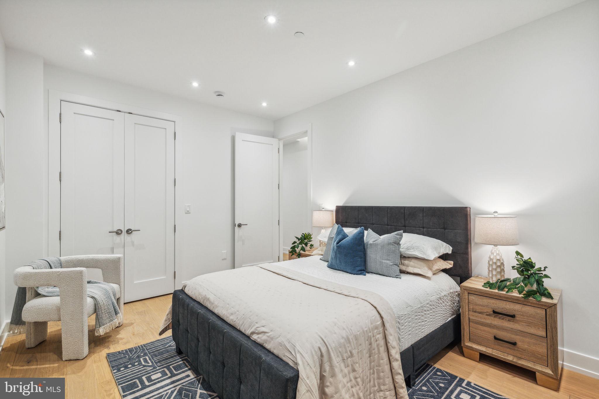 OLD CITY - Residential