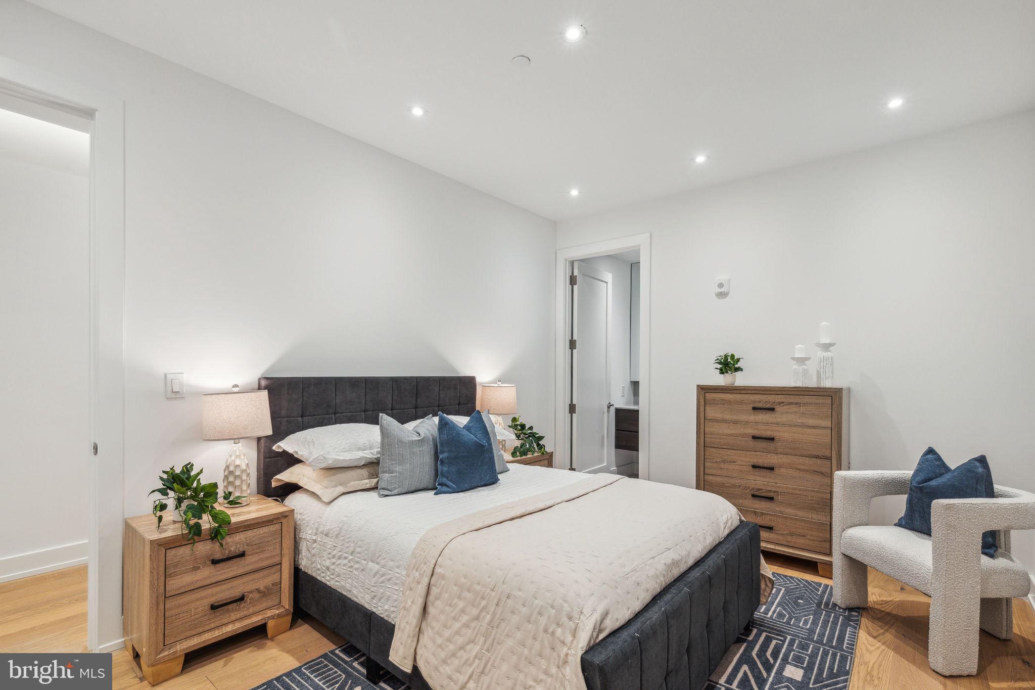 OLD CITY - Residential