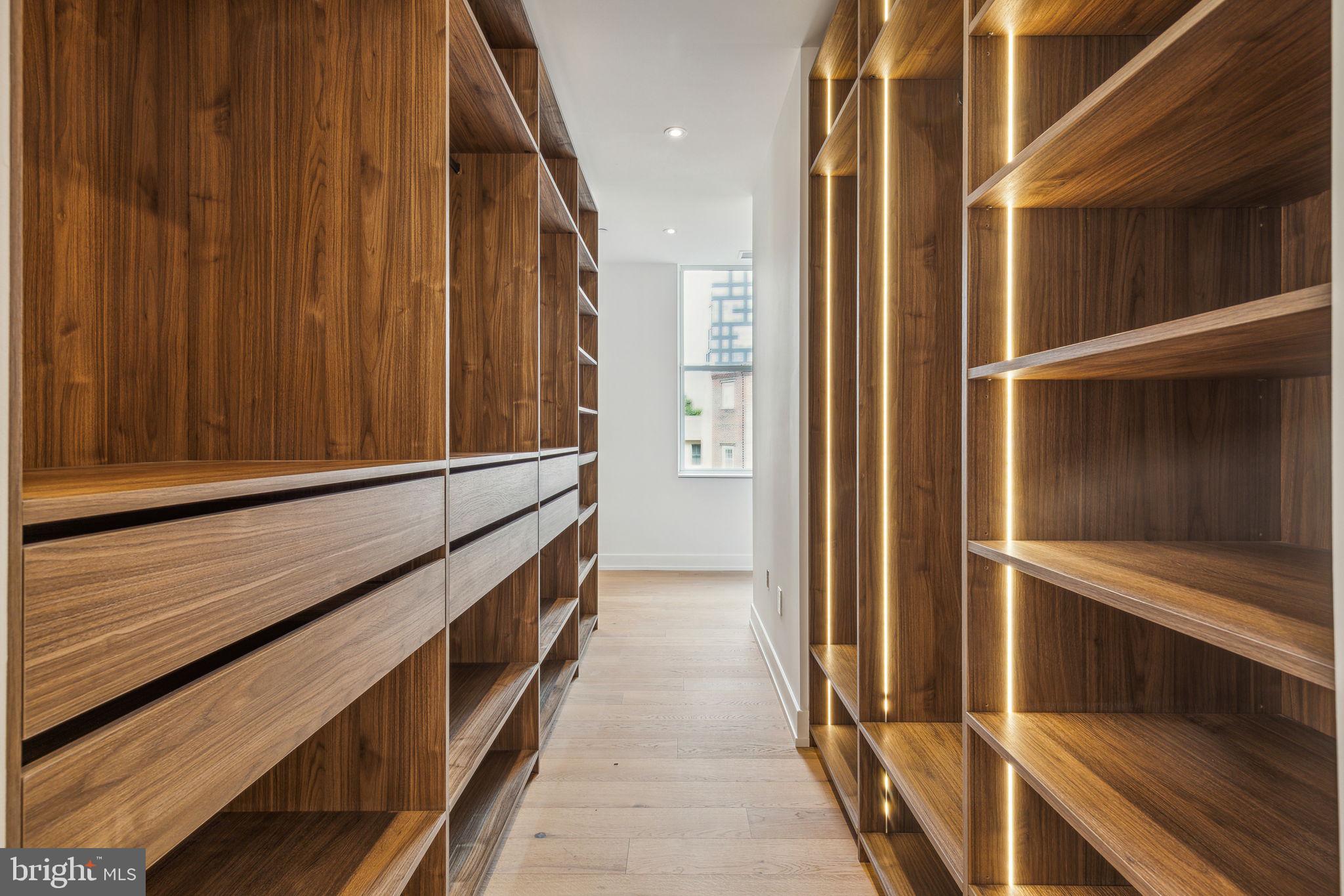 OLD CITY - Residential