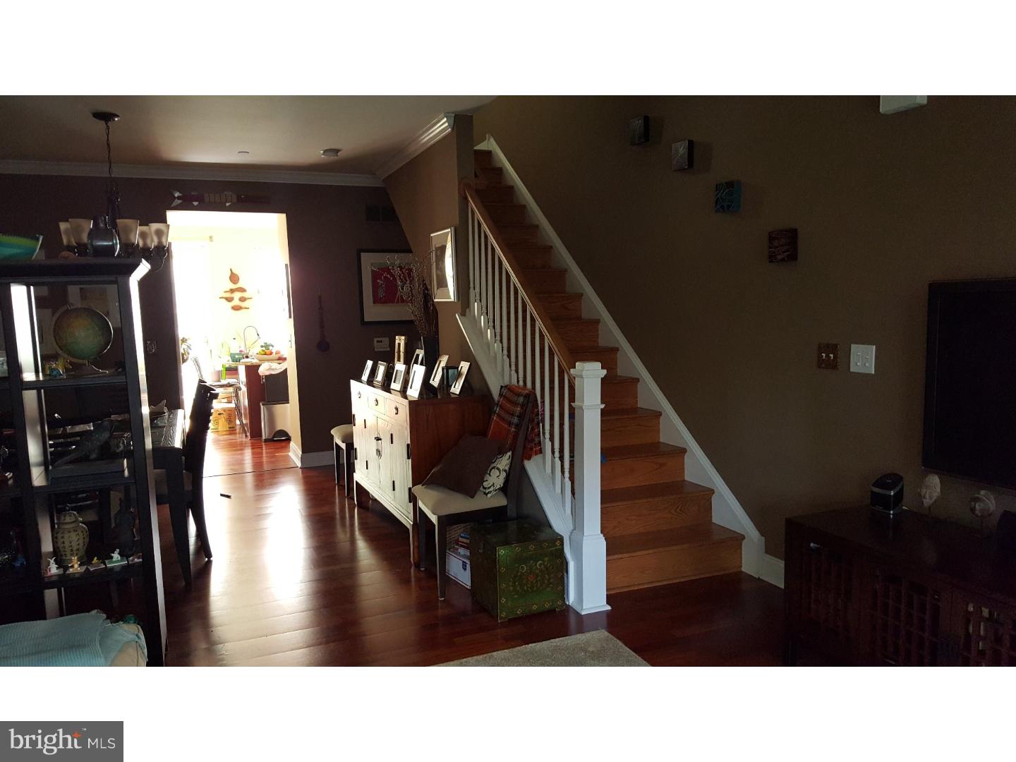 NAVAL SQUARE - Residential Lease