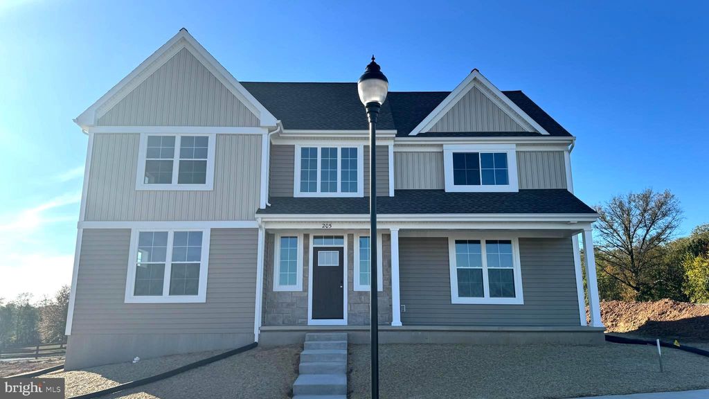 Photo of 205 Sparrow Lane, ELIZABETHTOWN, PA 17022 (MLS # PALA2073030)