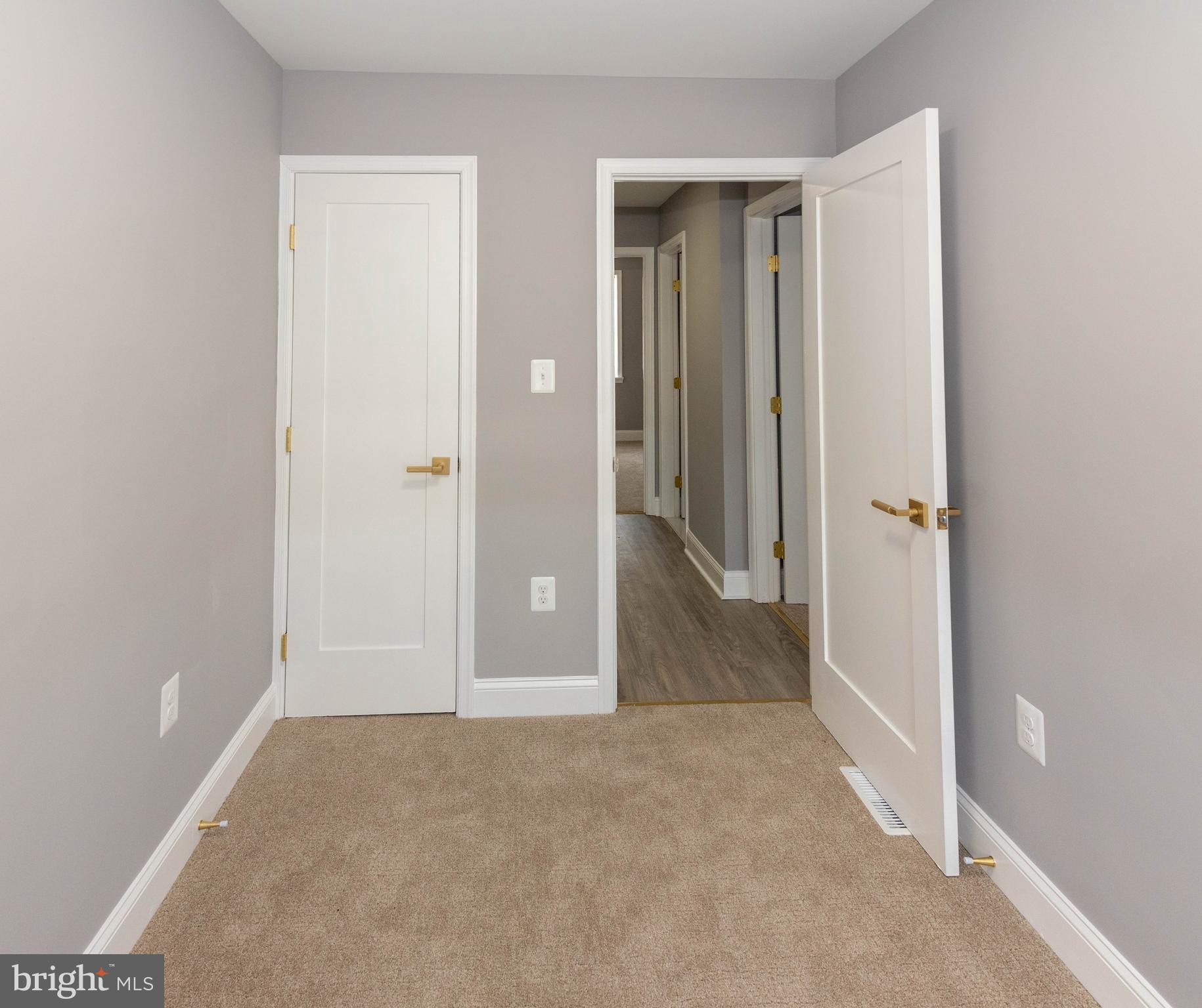 FRANKFORD - Residential