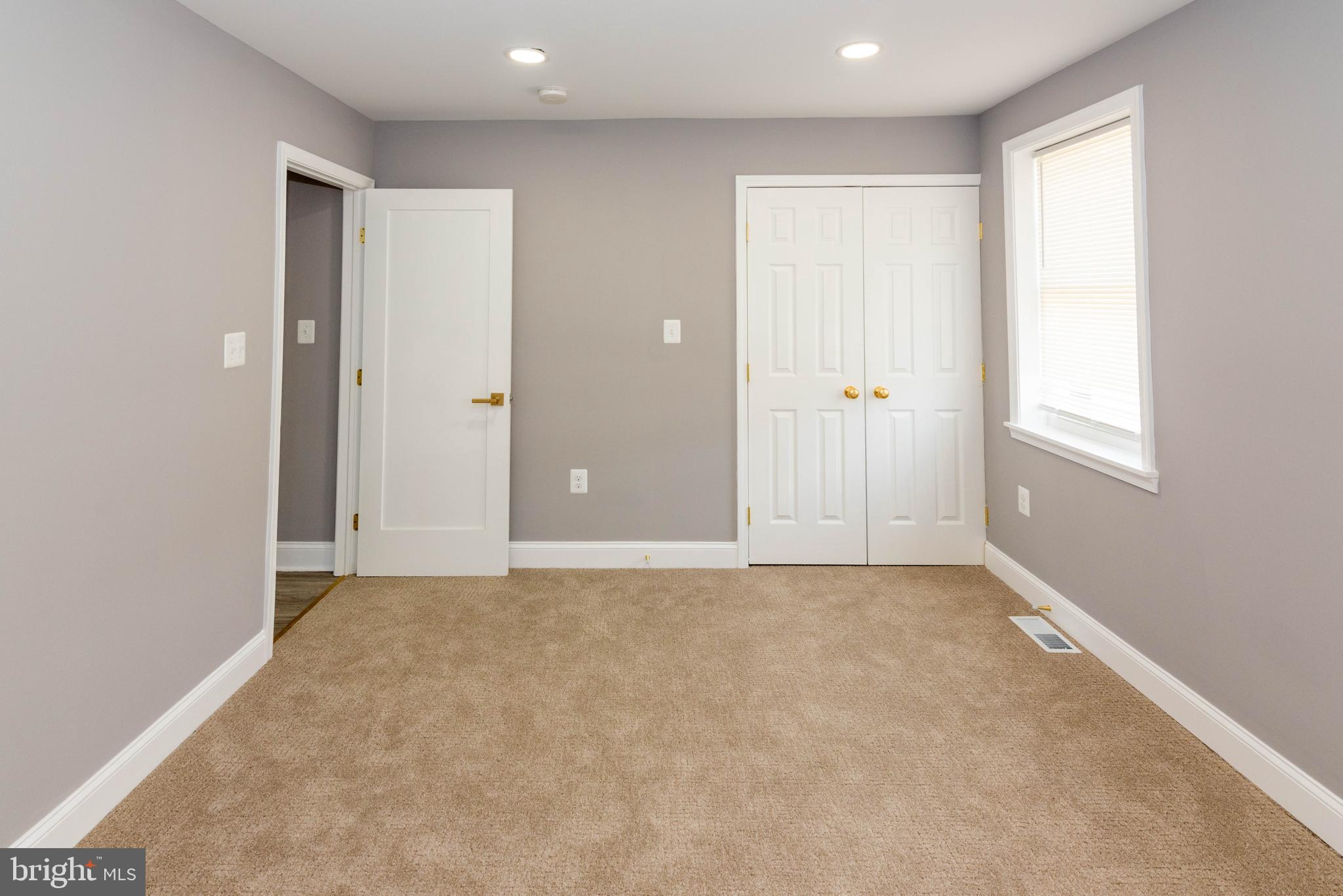 FRANKFORD - Residential