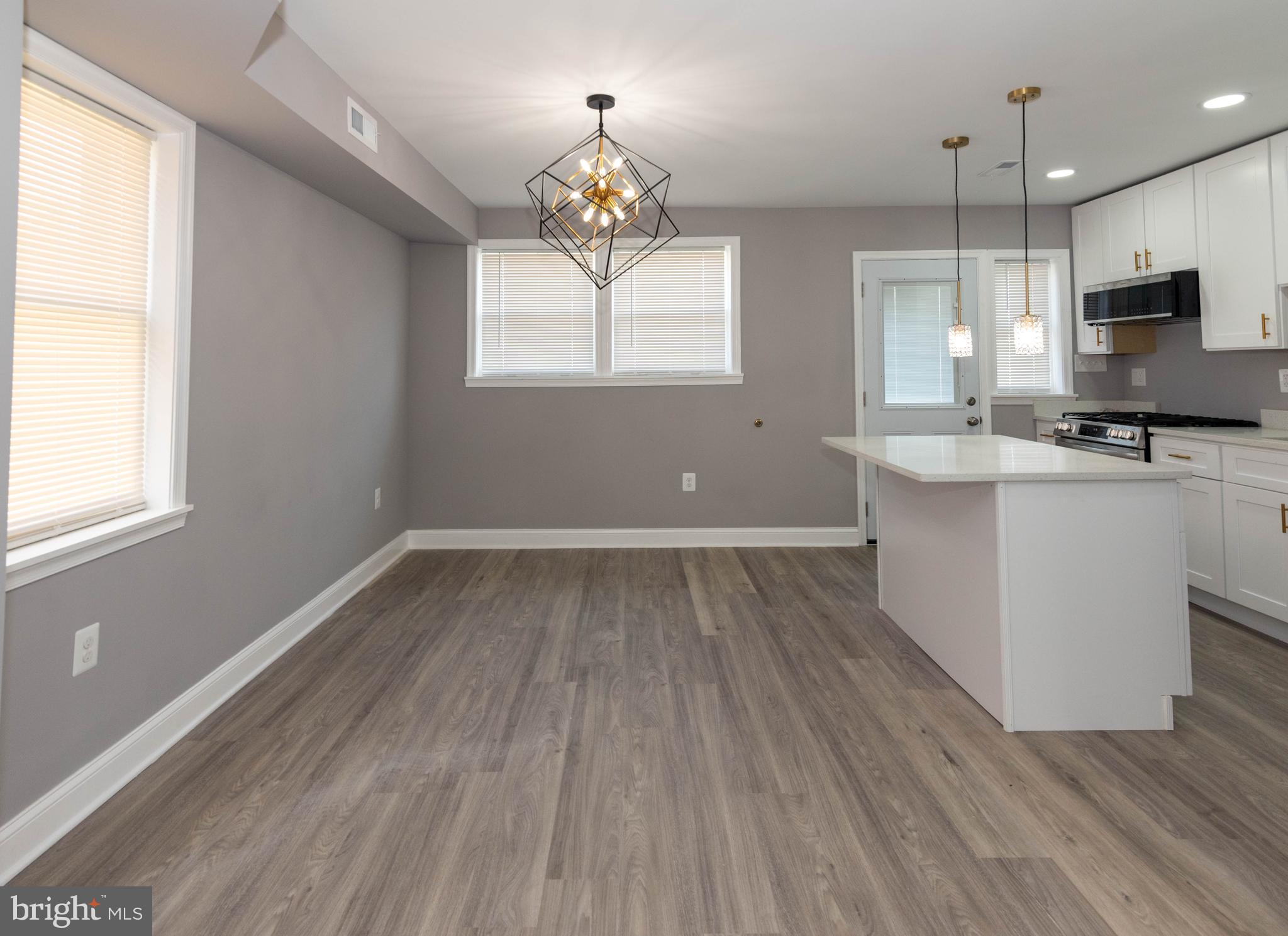 FRANKFORD - Residential