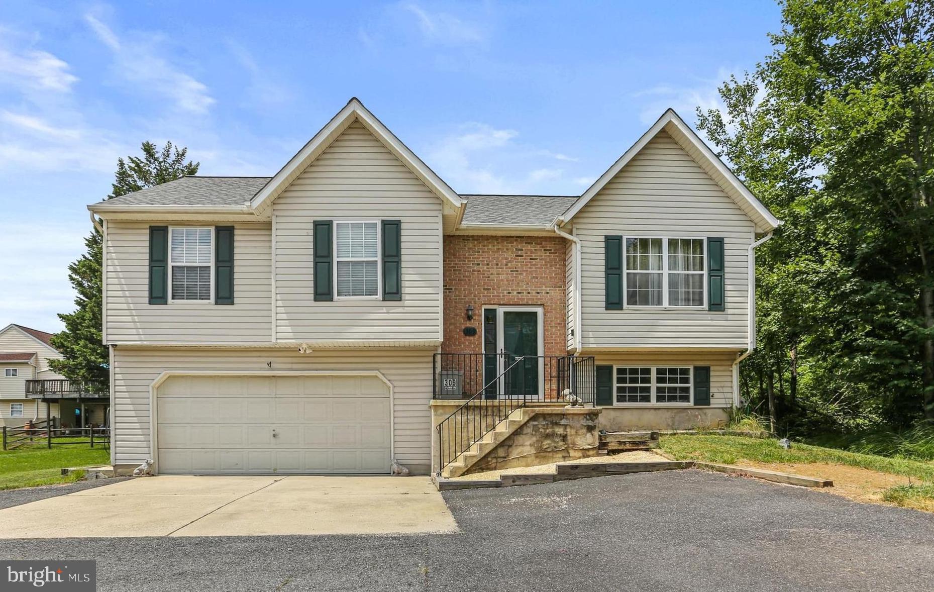 Move-In Ready Bi-Level on a Private Drive!
Welcome to this beautifully updated 3-bedroom, 2.5-bath home tucked away on a shared private drive. Step inside to a bright, open main level featuring fresh neutral paint (ceilings, walls, and doors) and Pergo flooring throughout. The spacious family room flows into a separate dining area and a fully remodeled kitchen with soft-close off-white cabinetry, gray granite countertops, stainless steel appliances, and an eat-in nook.
Modern fixtures and thoughtful finishes make the kitchen the heart of the home. Sliding glass doors lead to a spacious deck (2021) overlooking a fully fenced backyard with a large shed (2021), perfect for summer BBQs and evenings under the stars.
The primary bedroom includes a private full bath, and the updated hall bath serves the other bedrooms. Downstairs, the finished lower level offers a bonus room with a half bath and walk-out sliders to a paver patio (2019), ideal for a home office, playroom, or guest space.
Additional Features and Updates:
• Renovated kitchen 2018
• Updated bathrooms
• New roof 2020
• New furnace 2018
• Driveway expanded 2018
• New fence 2020
• Pergo flooring 2018
• New washer and dryer 2018
• New storm door 2022
• Contract with Greenpest for inside and outside pest control
• Organic Lawns handles yard treatment and seeding
• No sprinklers
• No electric dog fence
• Shed 2021
• Tree and bush removal 2020
• Backyard patio pavers 2019
Conveniently located near shopping, schools, and commuter routes, this home is truly move-in ready.