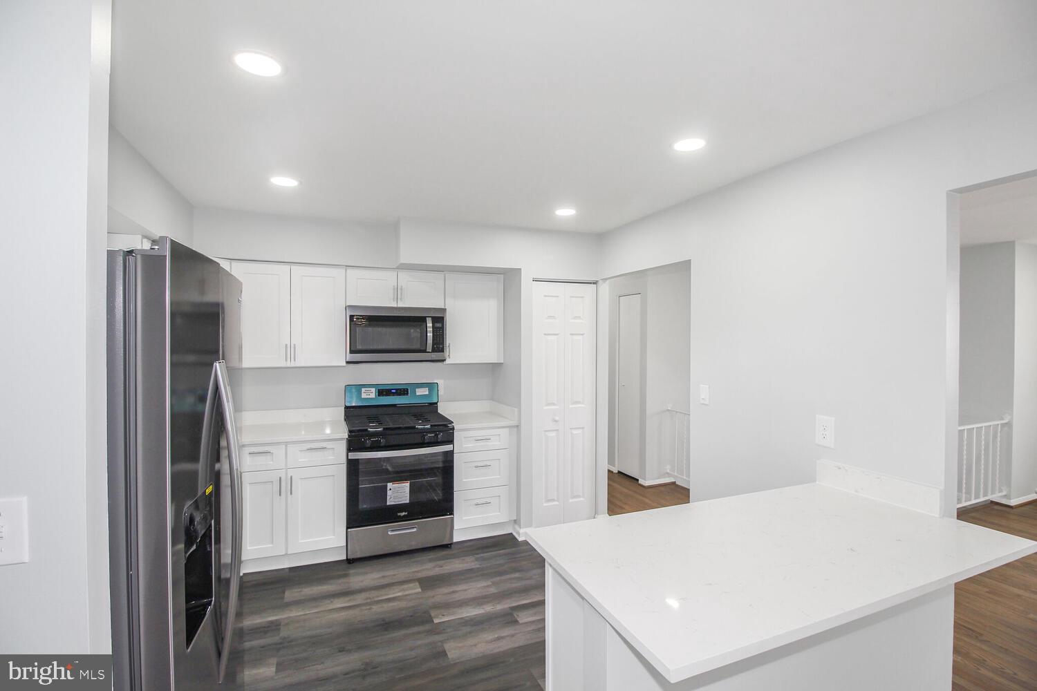 IMPERIAL GARDENS - Residential