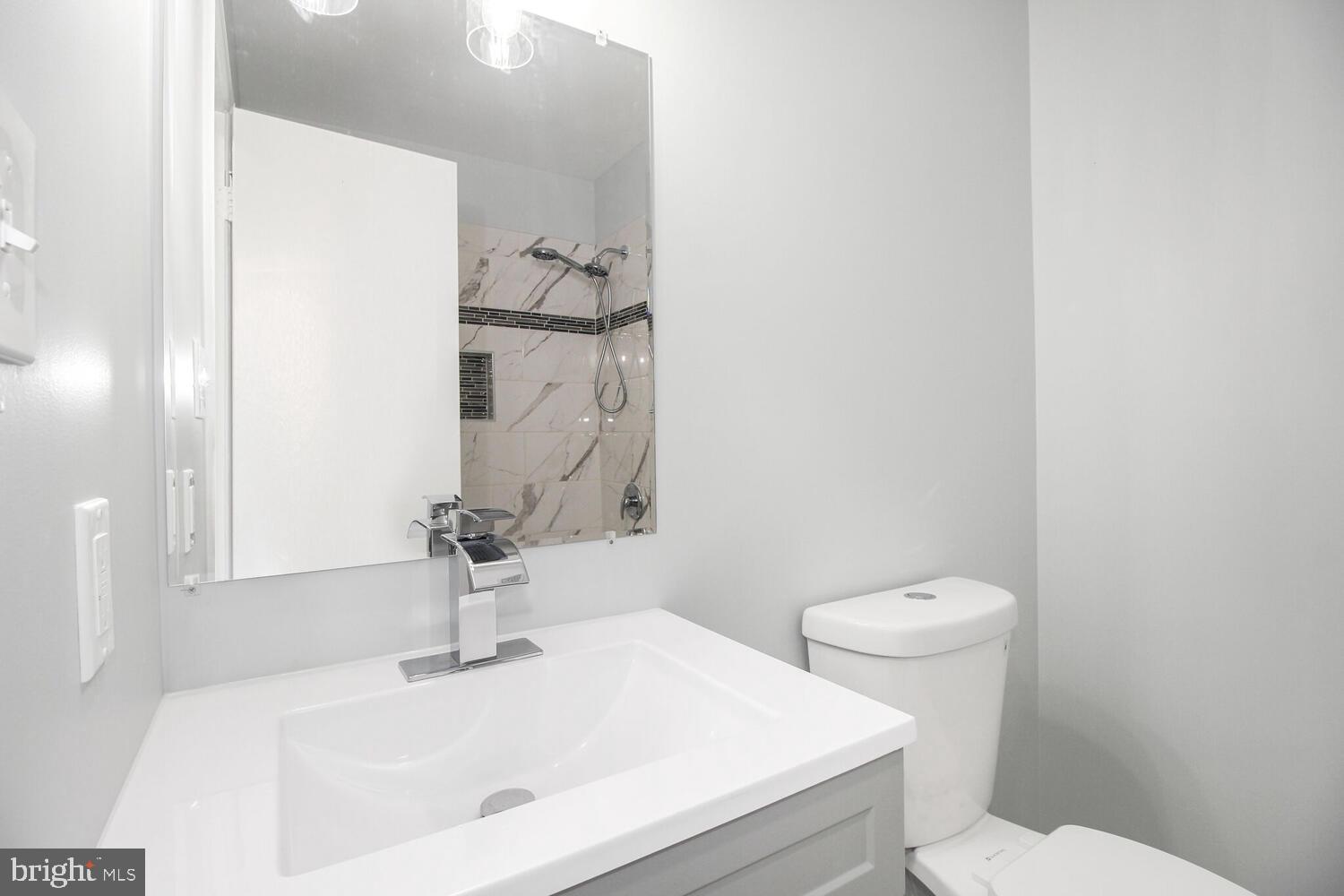 IMPERIAL GARDENS - Residential