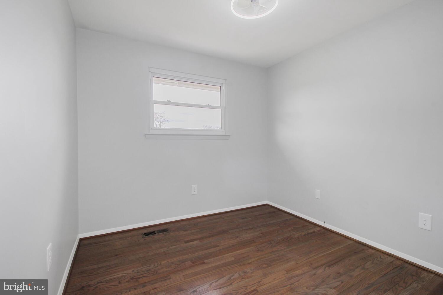 IMPERIAL GARDENS - Residential