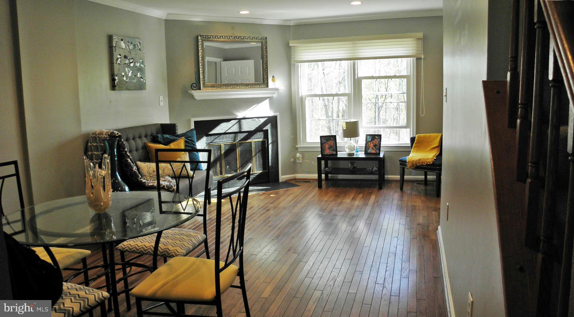 SOUTH KINGS STATION - Residential Lease