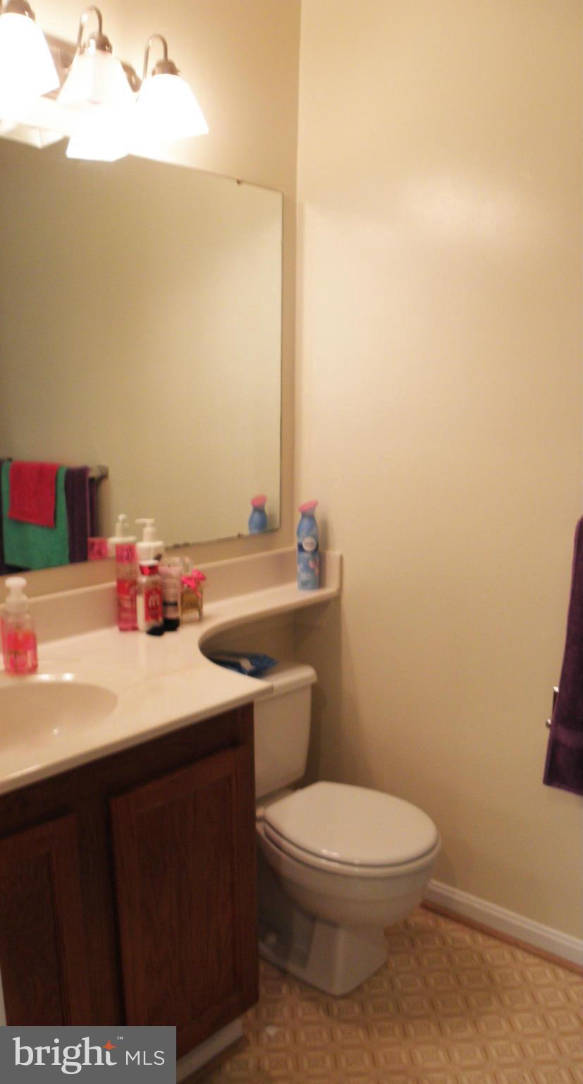 SOUTH KINGS STATION - Residential Lease