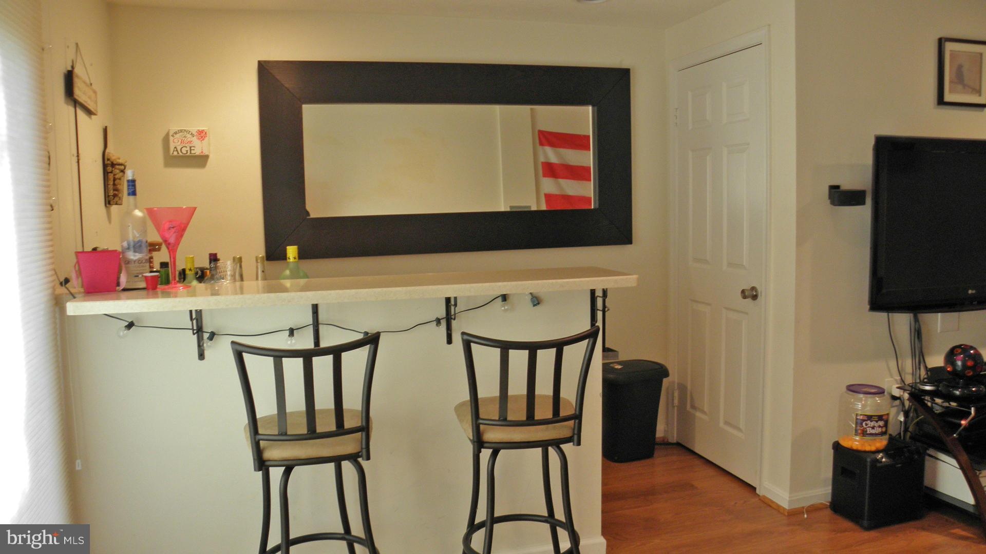 SOUTH KINGS STATION - Residential Lease