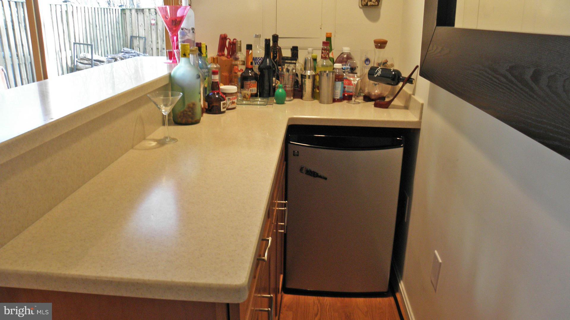 SOUTH KINGS STATION - Residential Lease