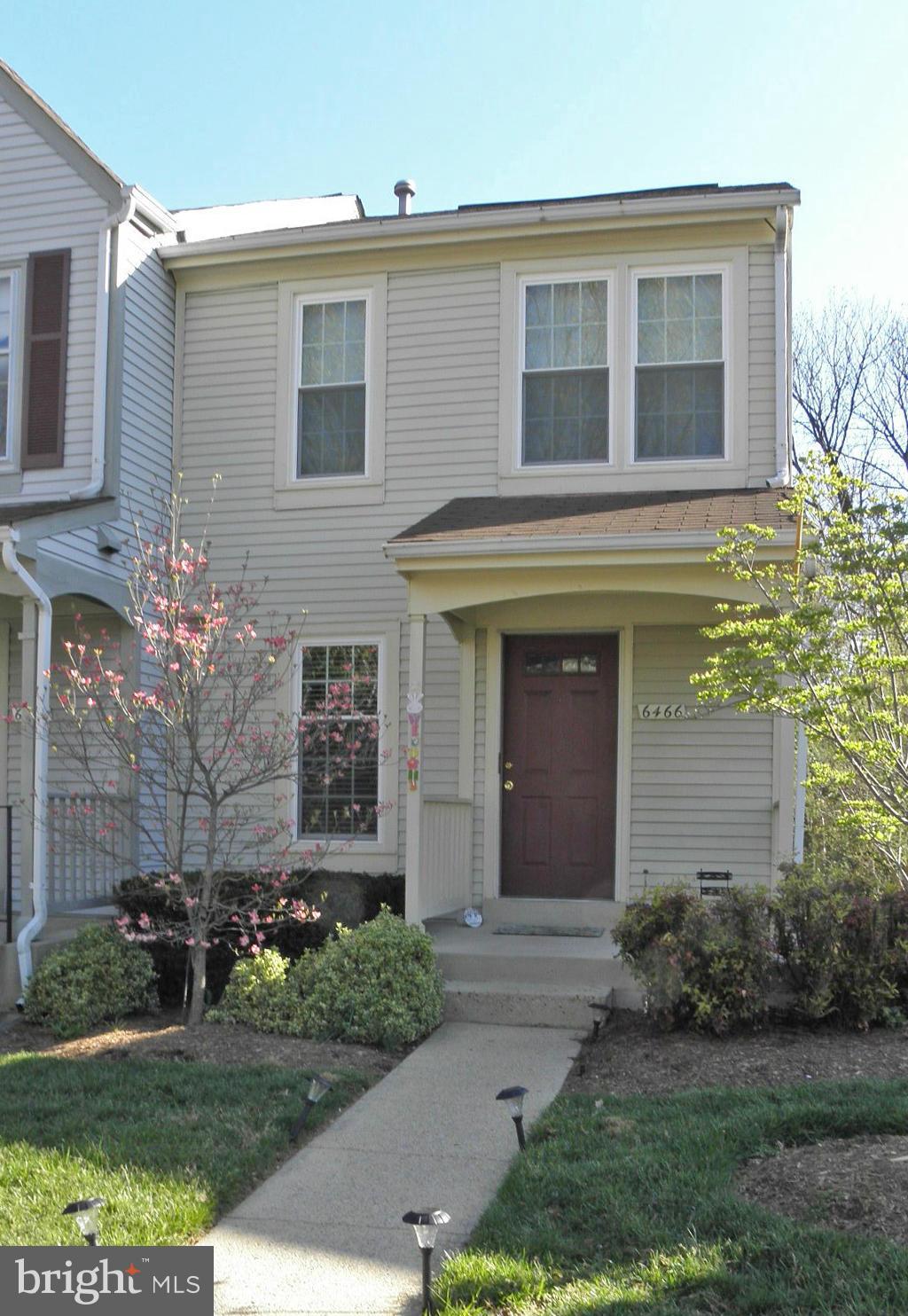 SOUTH KINGS STATION - Residential Lease