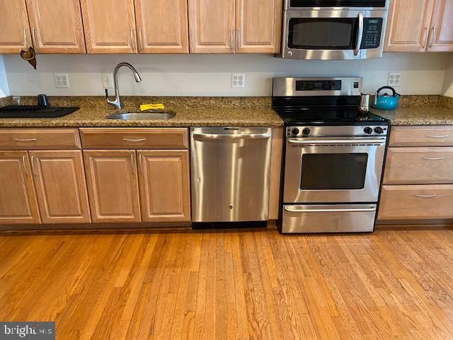 STONEYBROOK - Residential Lease