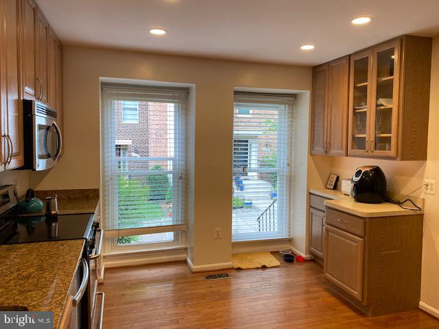 STONEYBROOK - Residential Lease