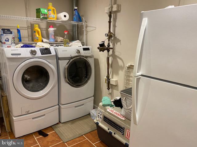 STONEYBROOK - Residential Lease