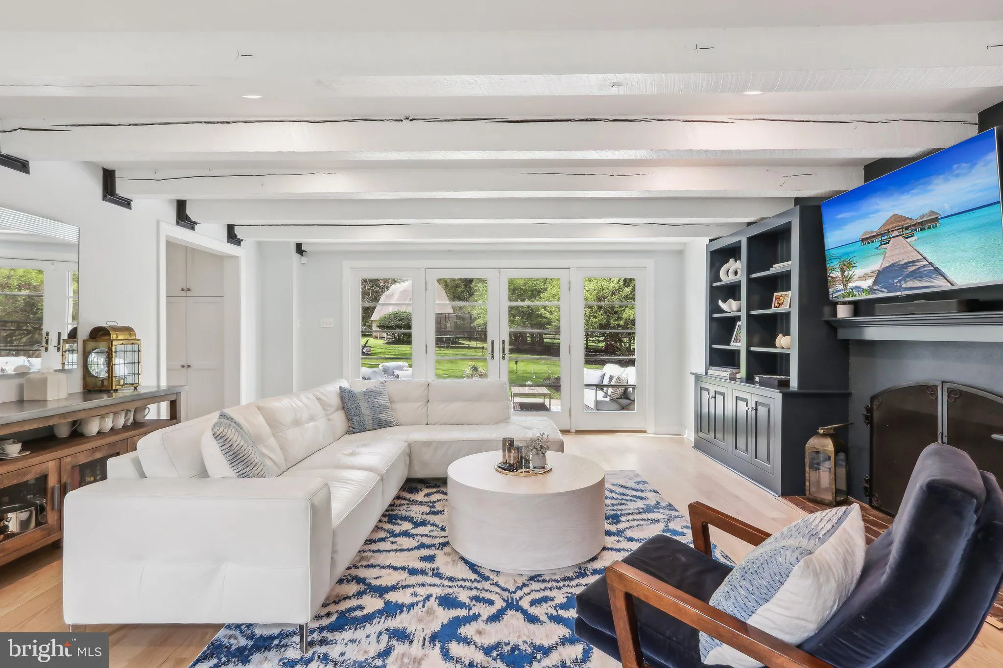 Devon, Pennsylvania 19333, United States, 4 Bedrooms Bedrooms, ,4 BathroomsBathrooms,Residential,Pending,112301