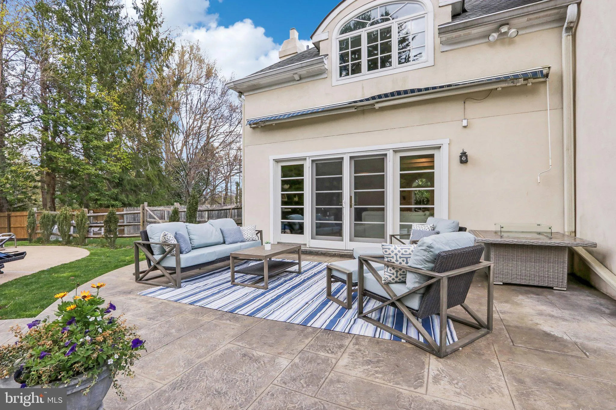 Devon, Pennsylvania 19333, United States, 4 Bedrooms Bedrooms, ,4 BathroomsBathrooms,Residential,Pending,112301