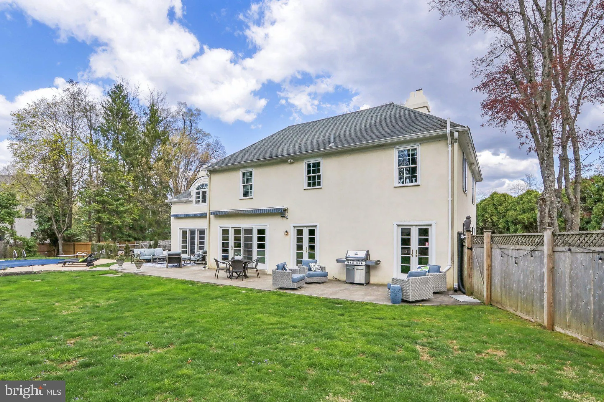 Devon, Pennsylvania 19333, United States, 4 Bedrooms Bedrooms, ,4 BathroomsBathrooms,Residential,Pending,112301