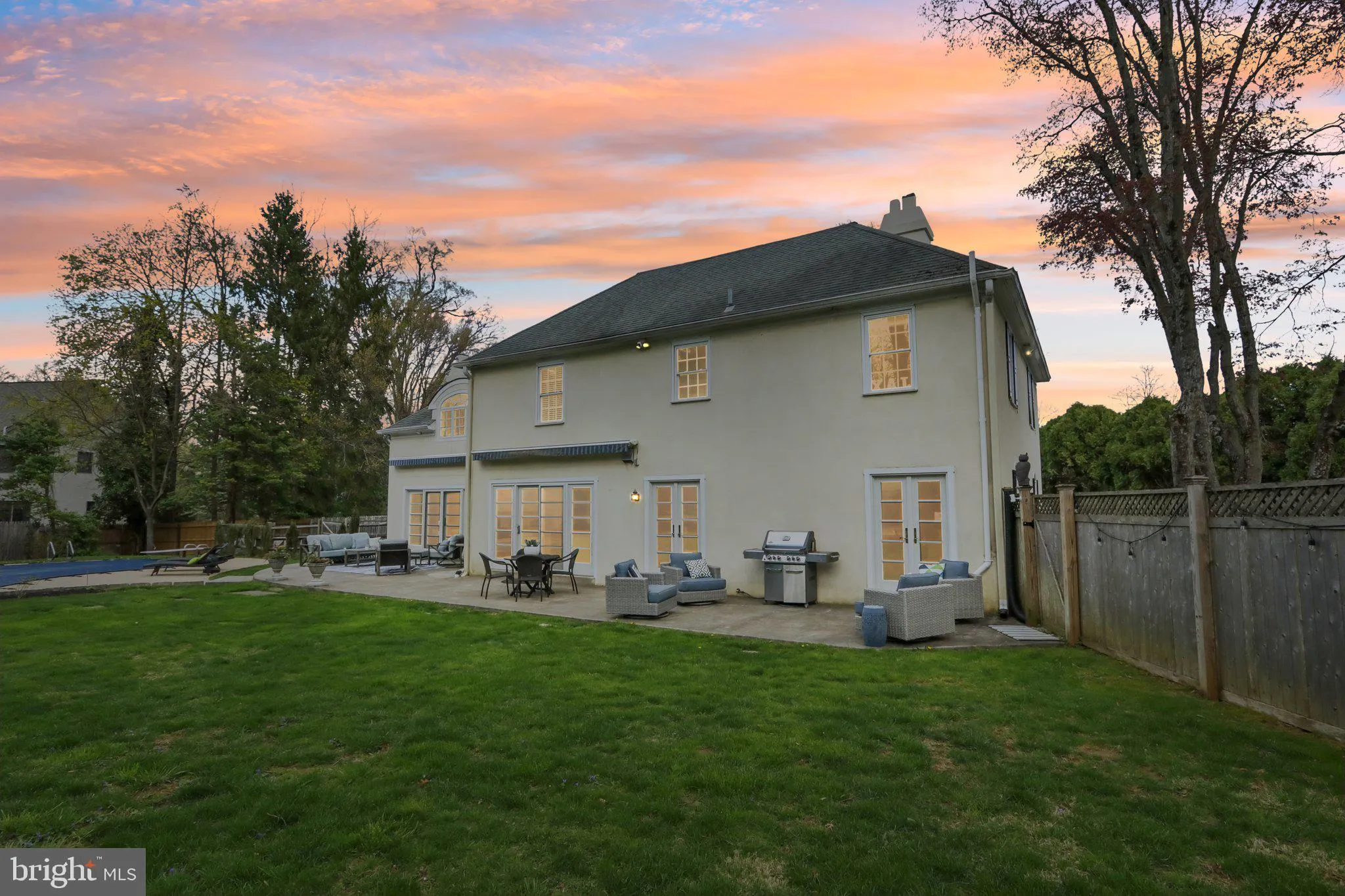 Devon, Pennsylvania 19333, United States, 4 Bedrooms Bedrooms, ,4 BathroomsBathrooms,Residential,Pending,112301