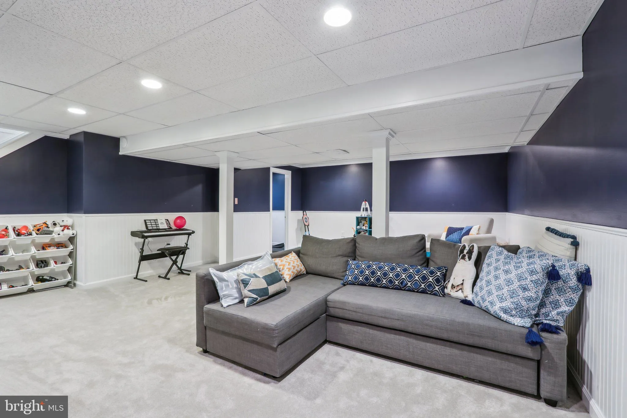 Devon, Pennsylvania 19333, United States, 4 Bedrooms Bedrooms, ,4 BathroomsBathrooms,Residential,Pending,112301