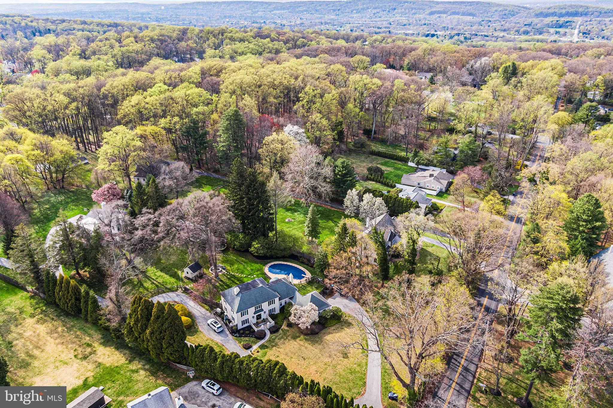 Devon, Pennsylvania 19333, United States, 4 Bedrooms Bedrooms, ,4 BathroomsBathrooms,Residential,Pending,112301