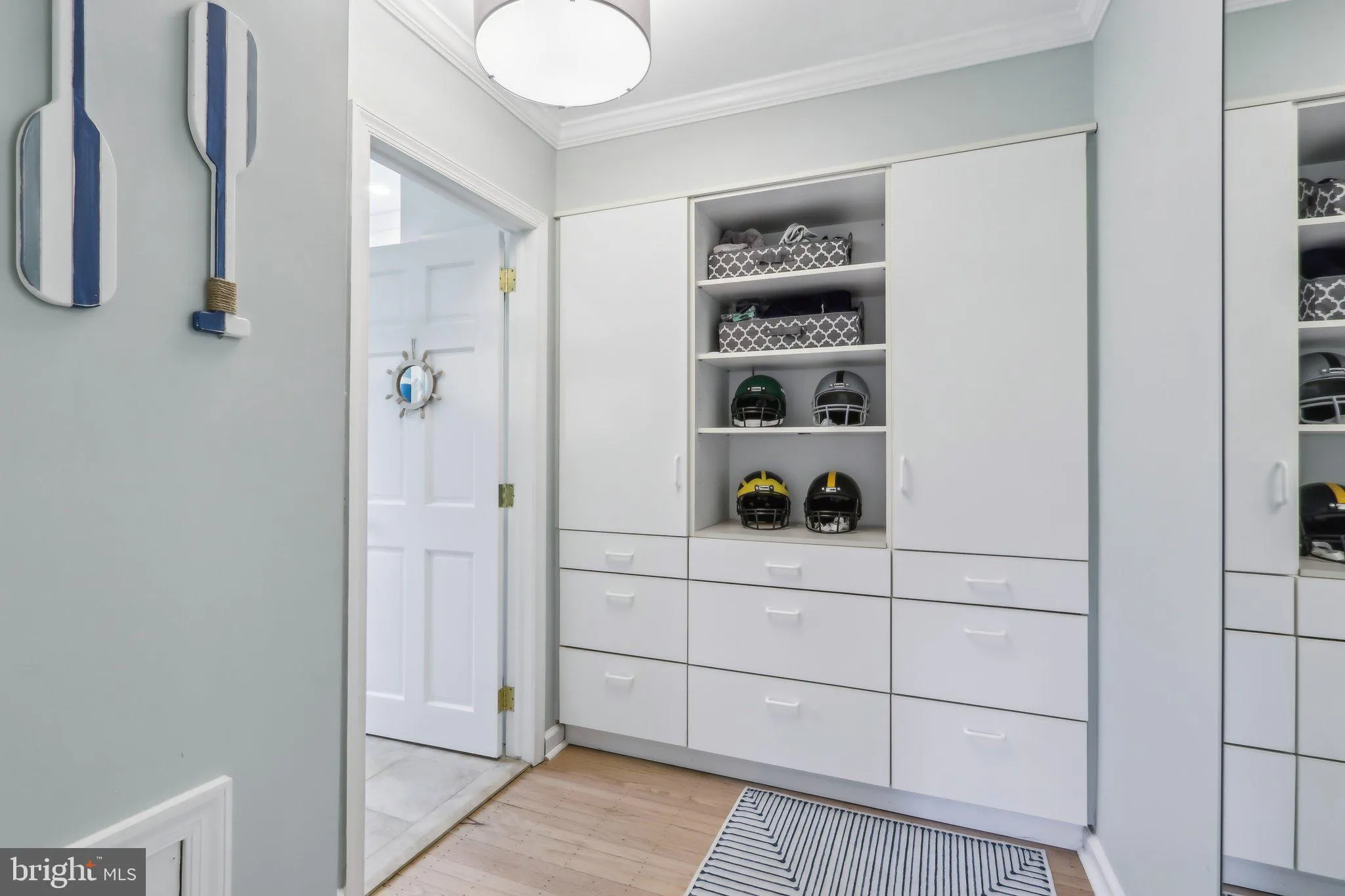 Devon, Pennsylvania 19333, United States, 4 Bedrooms Bedrooms, ,4 BathroomsBathrooms,Residential,Pending,112301