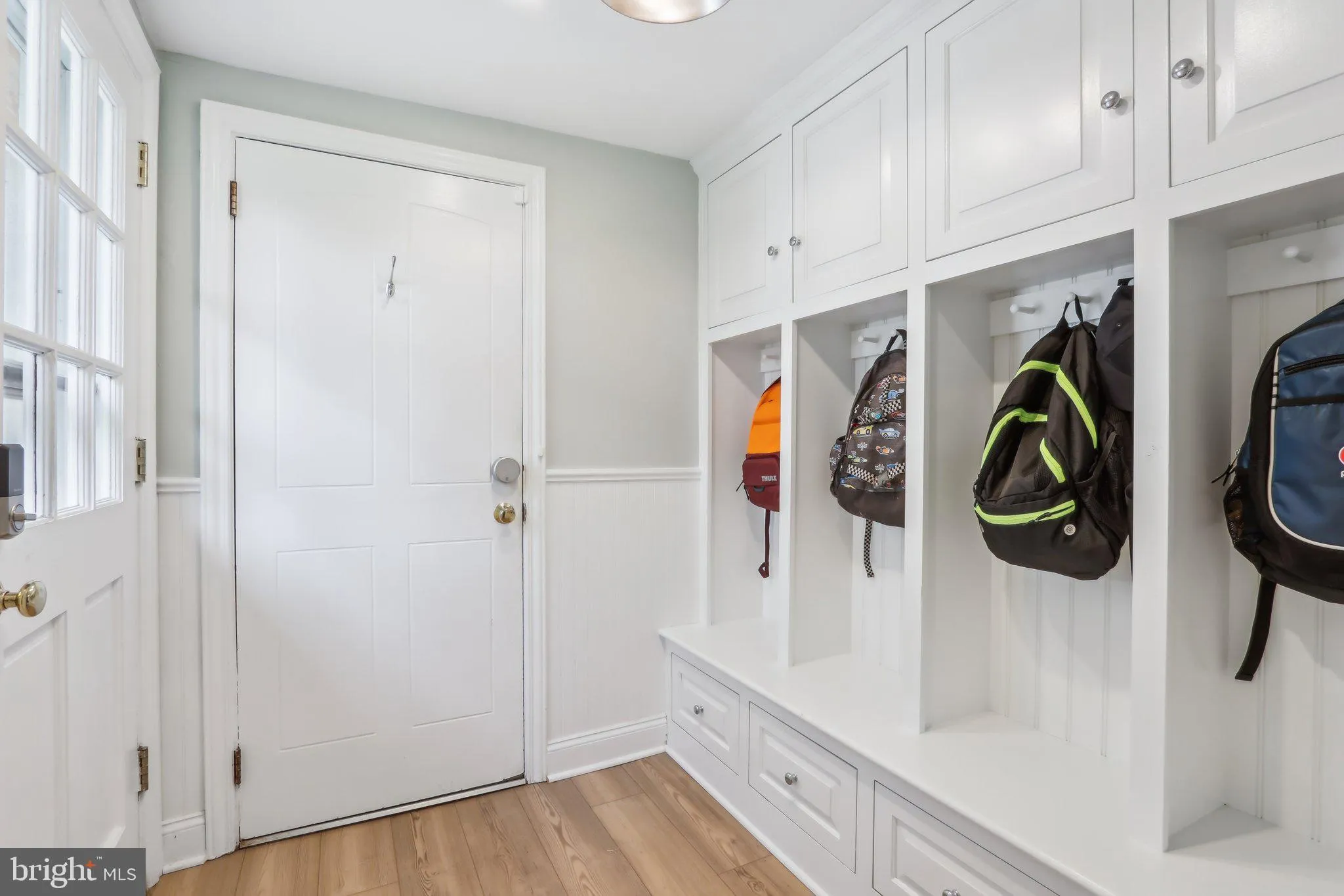 Devon, Pennsylvania 19333, United States, 4 Bedrooms Bedrooms, ,4 BathroomsBathrooms,Residential,Pending,112301