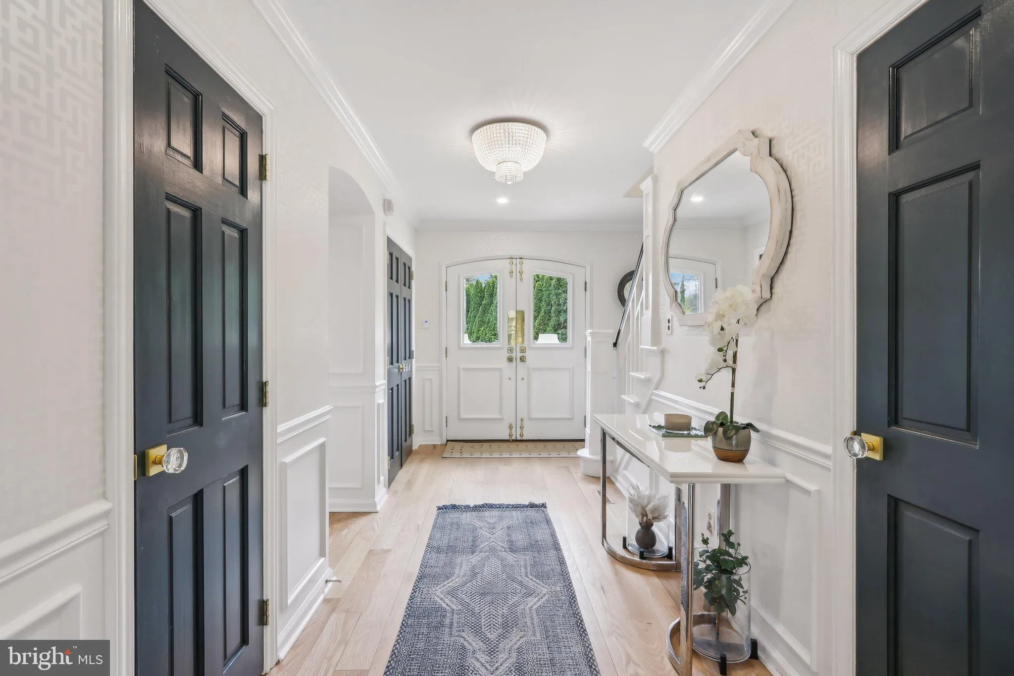 Devon, Pennsylvania 19333, United States, 4 Bedrooms Bedrooms, ,4 BathroomsBathrooms,Residential,Pending,112301