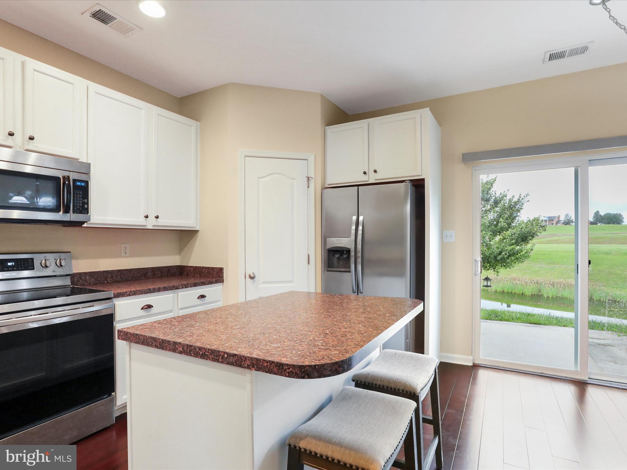 ARCHERS ROCK - Residential