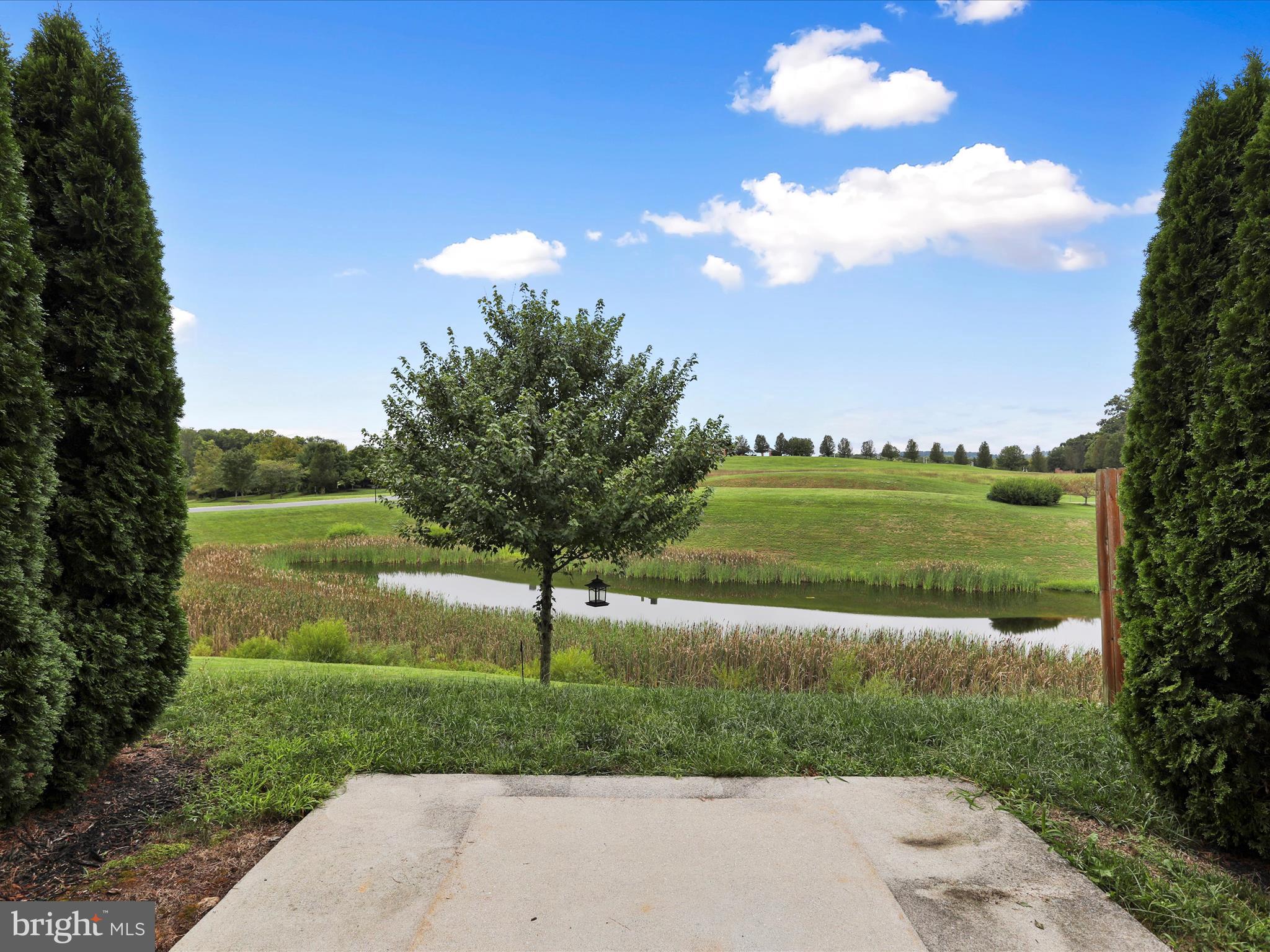 ARCHERS ROCK - Residential