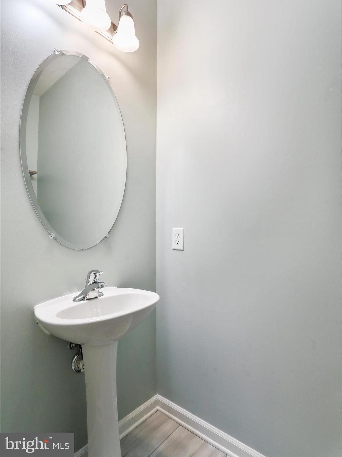 ARCHERS ROCK - Residential