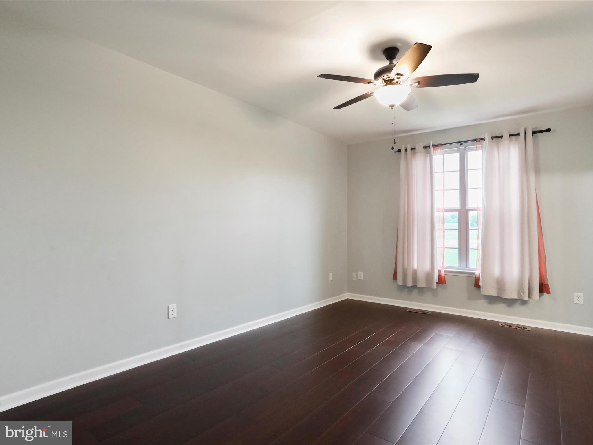 ARCHERS ROCK - Residential