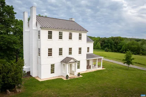 3276 Buckingham Springs Rd, Dillwyn, VA MLS: 664675