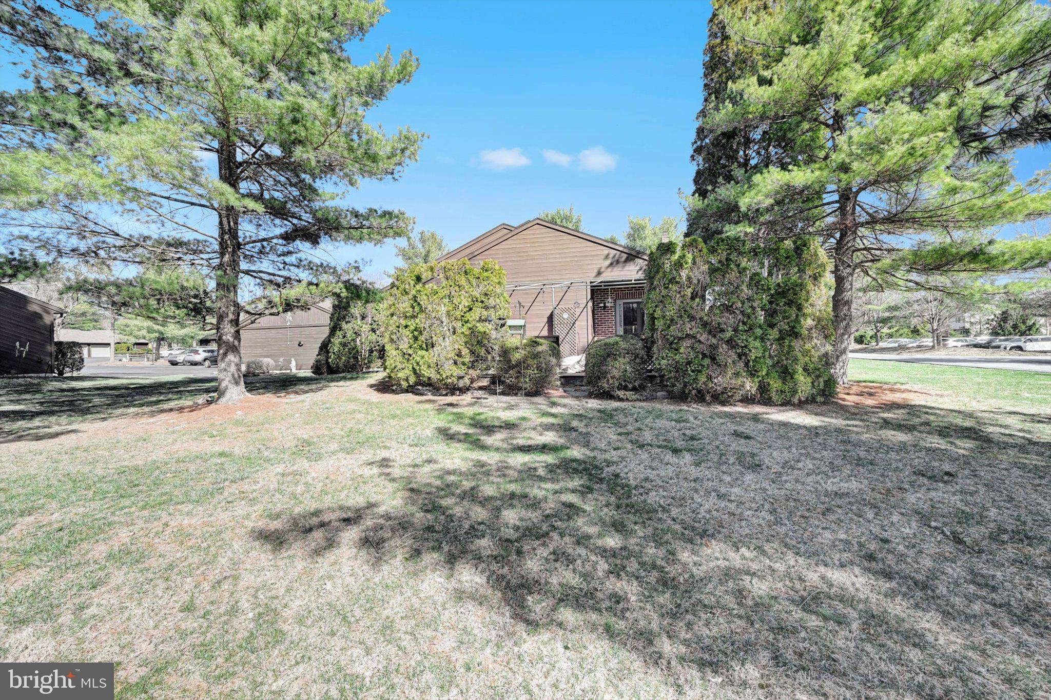 PINE BROOK - Residential