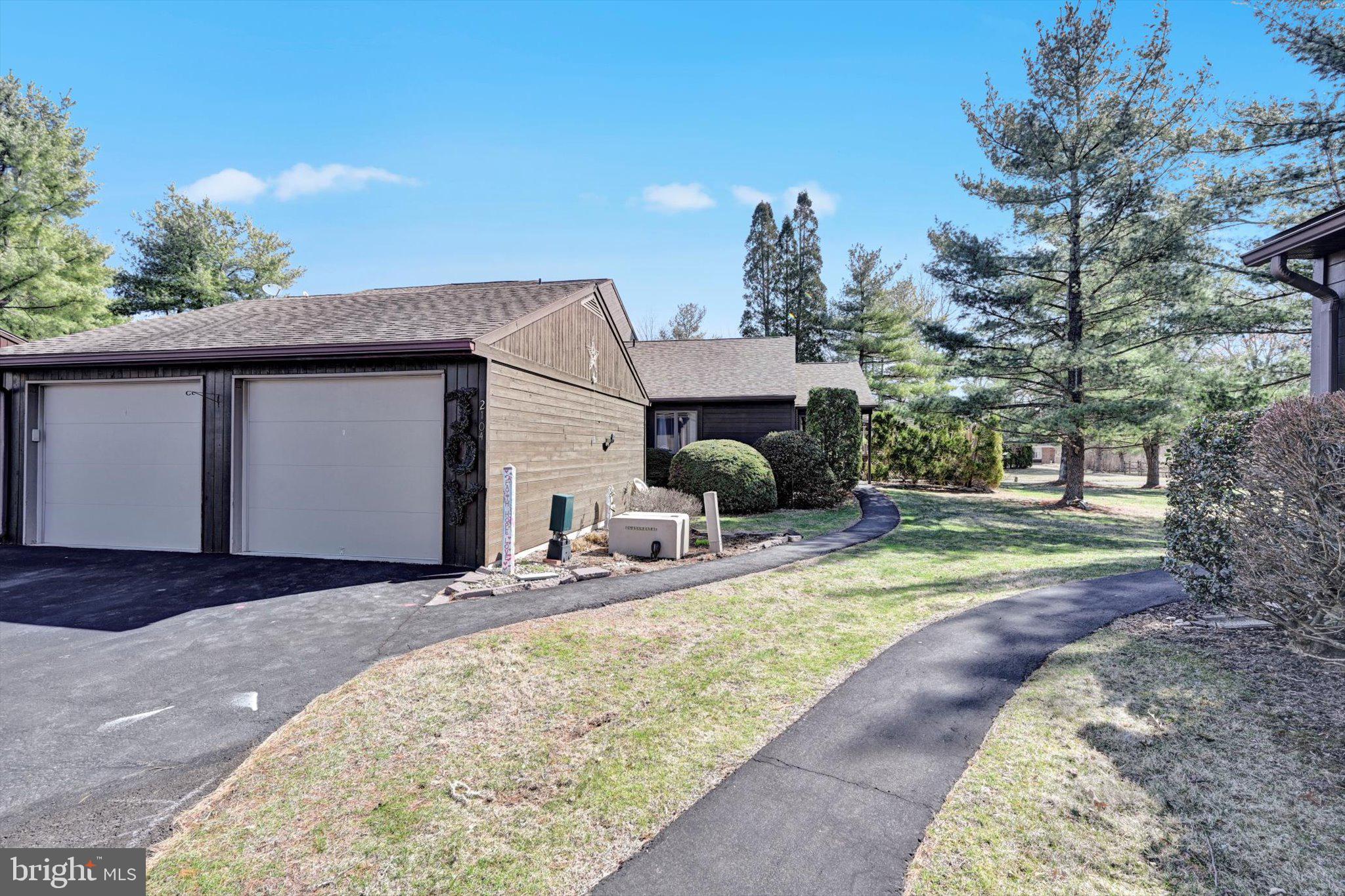 PINE BROOK - Residential