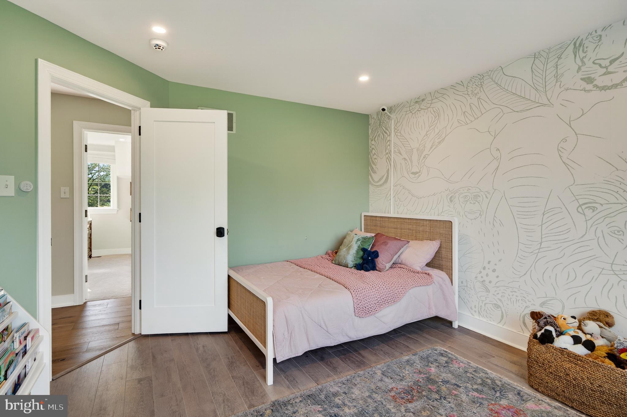 ROSSMORE - Residential